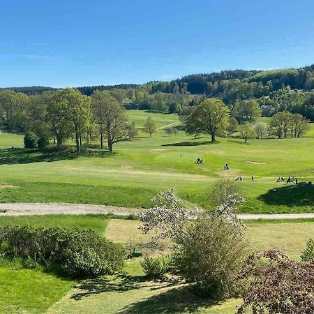 Apartment Right Next To The Golf Course And With The Ocean Just Around The Corner Ljungskile Zewnętrze zdjęcie